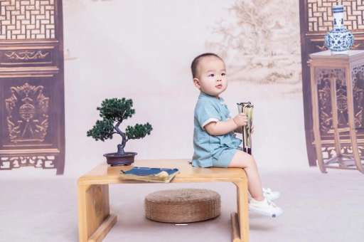 新余孕妇肚子上的黑线